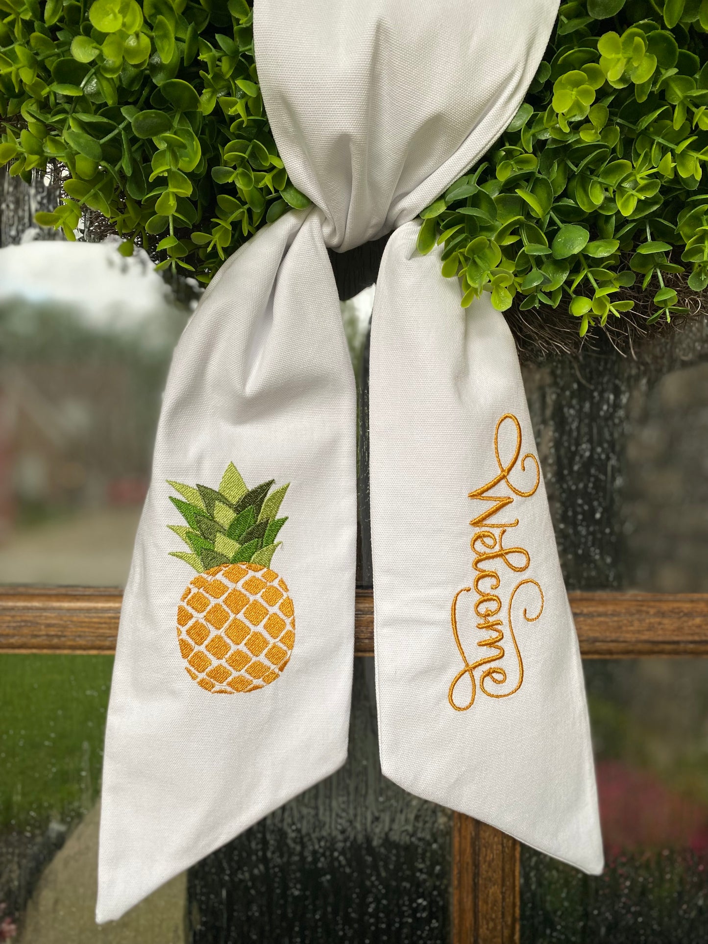 Pineapple Welcome Sash