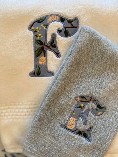 Applique Bath Towels